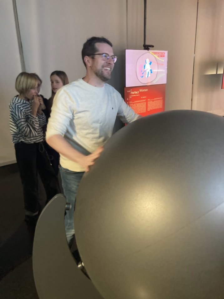 Janis%20Stoneball Janis%20Stoneball